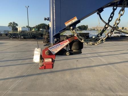 Used 2022 Diamond C Trailers FMAX 216 102 x 38 Hydraulic Dovetail