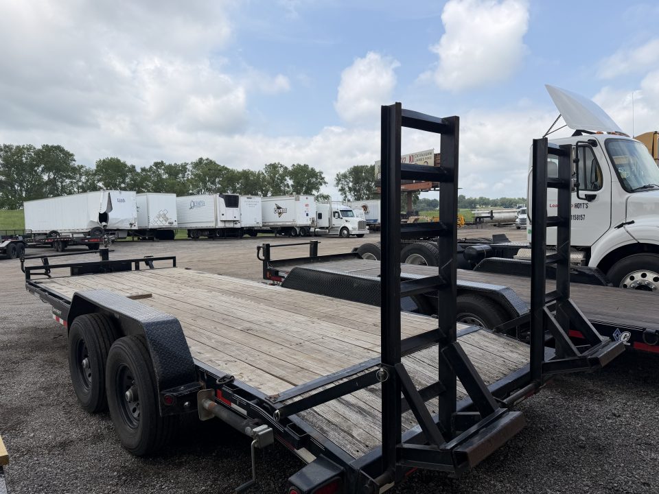 Used 2020 Load Trail 207 Equipment Trailer