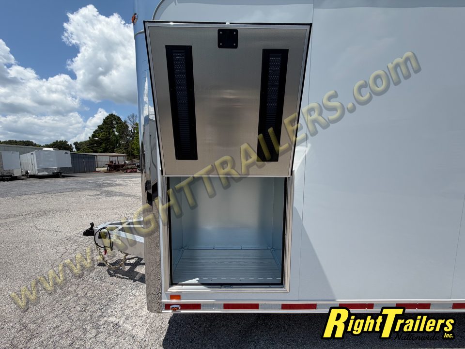 New 2026 inTech Trailers 8.5X32 Racing Trailer