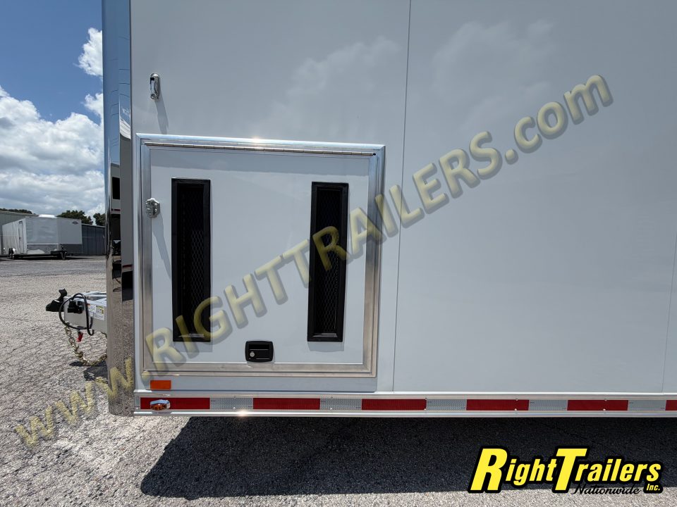 New 2026 inTech Trailers 8.5X32 Racing Trailer