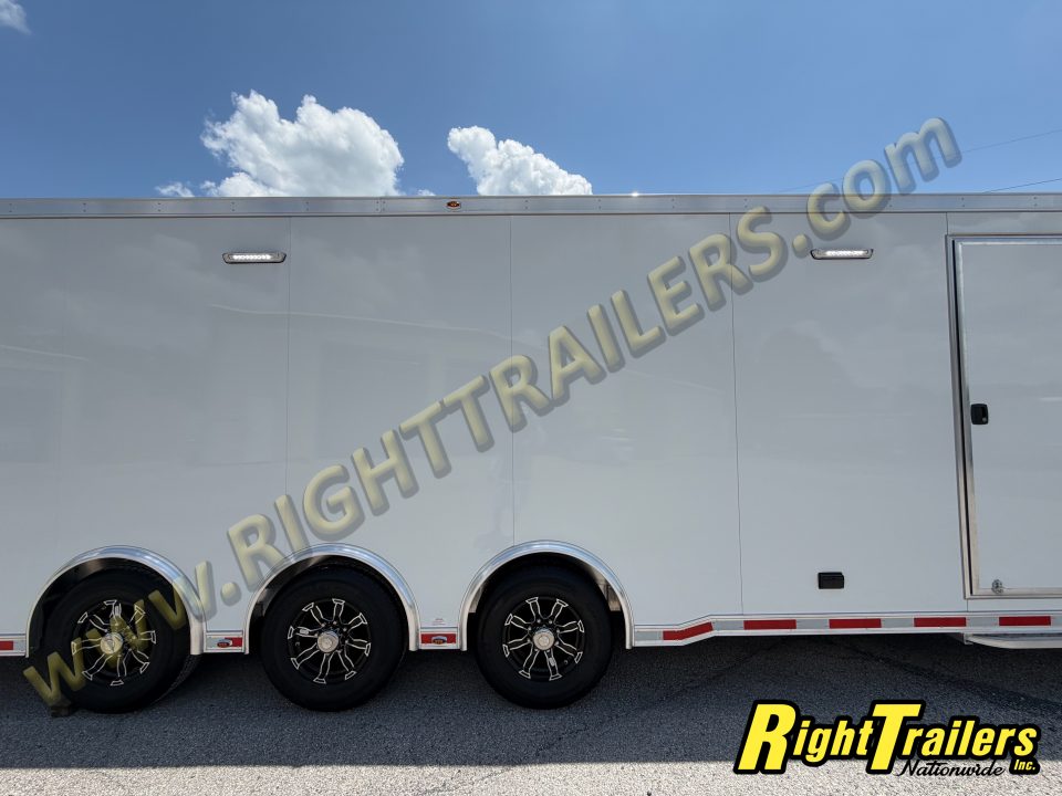 New 2026 inTech Trailers 8.5X32 Racing Trailer