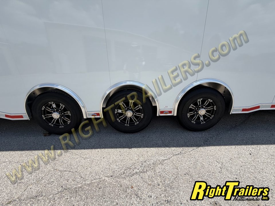 New 2026 inTech Trailers 8.5X32 Racing Trailer