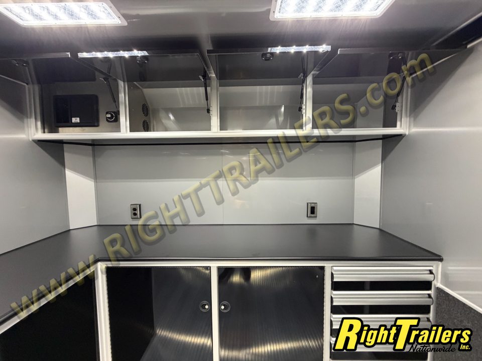 New 2026 inTech Trailers 8.5X32 Racing Trailer