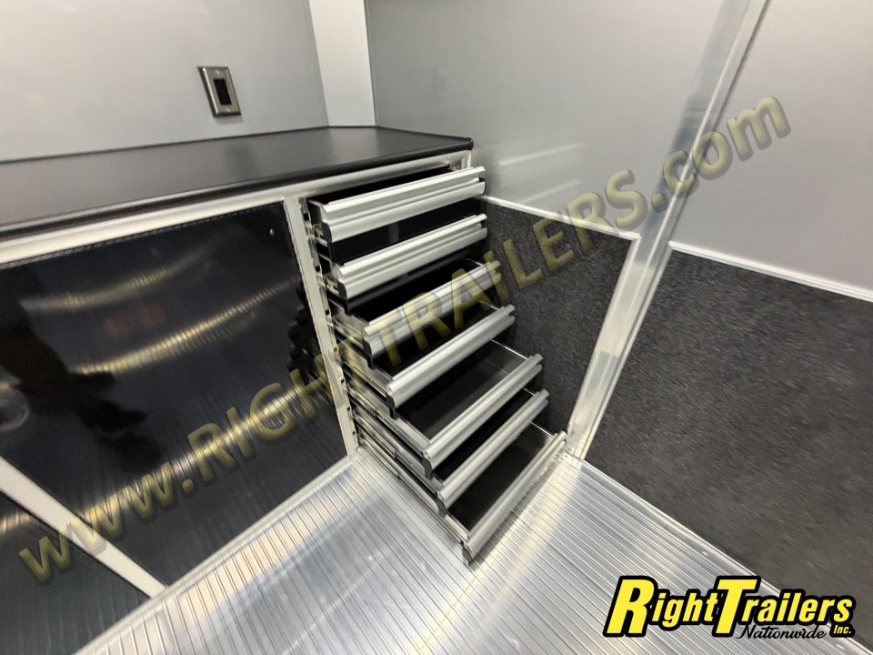 New 2026 inTech Trailers 8.5X32 Racing Trailer
