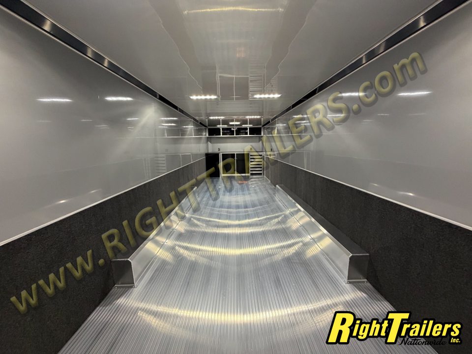 New 2026 inTech Trailers 8.5X32 Racing Trailer