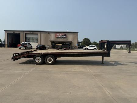 Used 1991 Travalong Gooseneck Flatbed Trailer