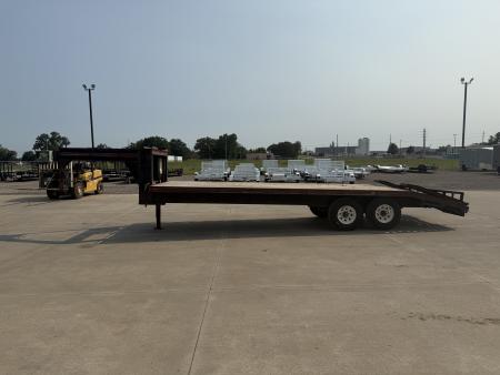 Used 1991 Travalong Gooseneck Flatbed Trailer