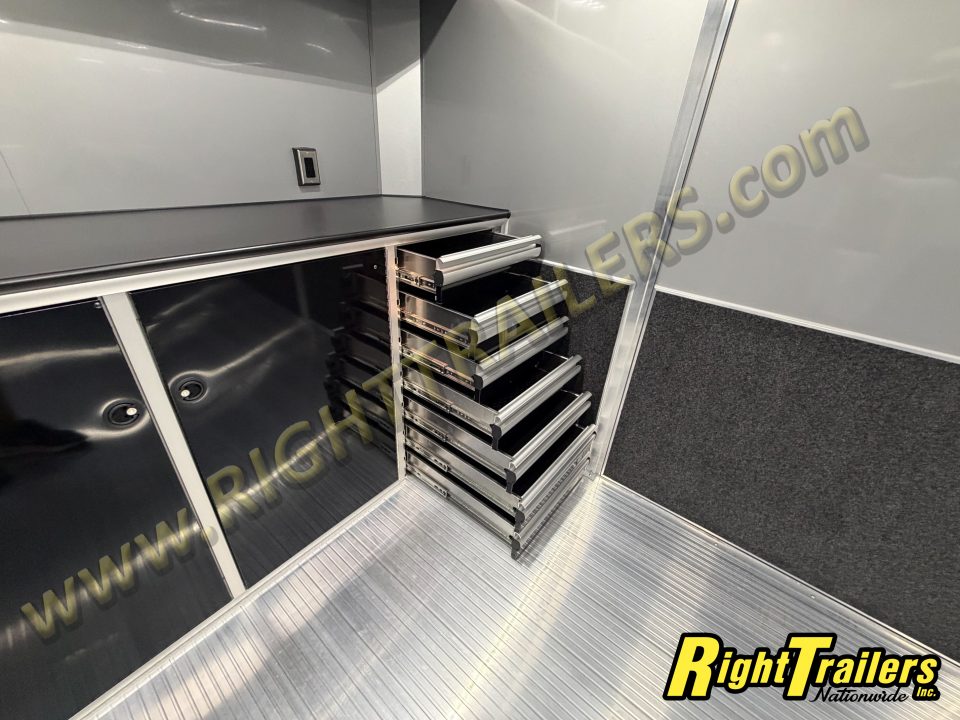 New 2026 inTech Trailers 8.5X32 Racing Trailer