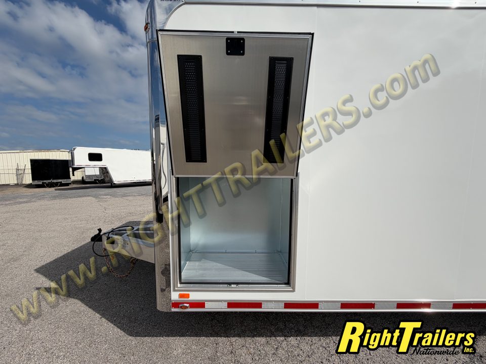 New 2026 inTech Trailers 8.5X32 Racing Trailer