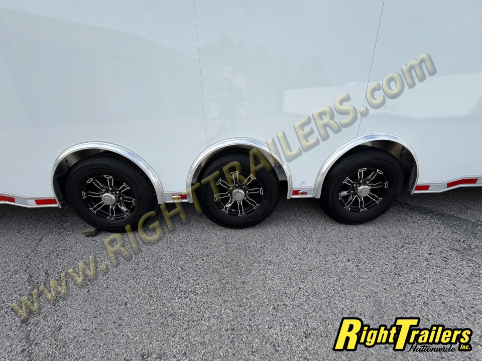 New 2026 inTech Trailers 8.5X32 Racing Trailer