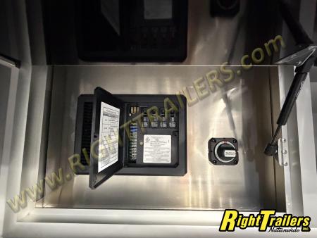 New 2026 inTech Trailers 8.5X32 Racing Trailer