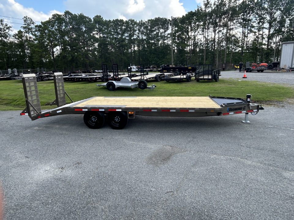 New 2026 Diamond C DEC208 Deckover Trailer, 8.5x22 (17ft Deck + 5ft Dovetail), 8K Axles, #13,570 Payload