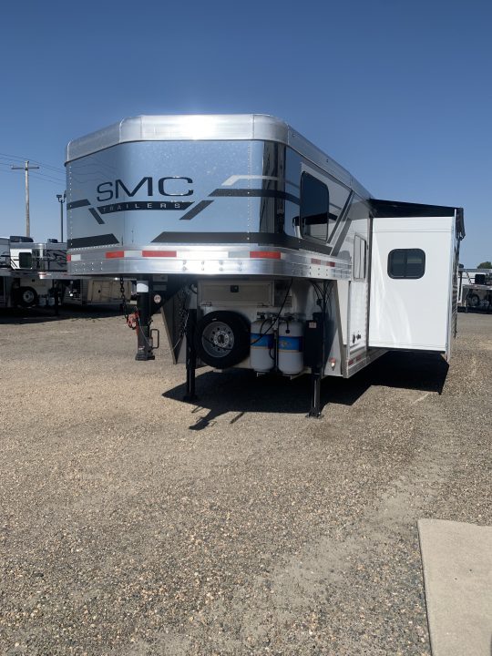 New 2026 SMC L8416SSRBT Horse Trailer