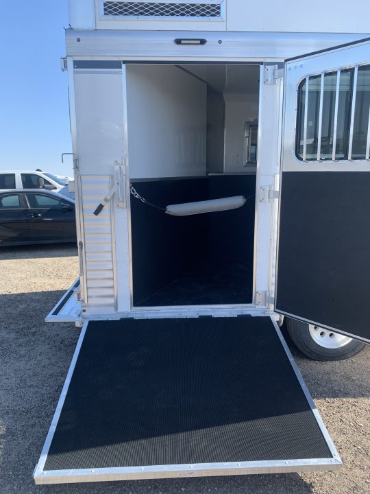 New 2026 SMC L8416SSRBT Horse Trailer
