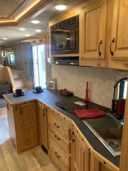 New 2026 SMC L8416SSRBT Horse Trailer