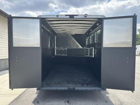 New 2026 Logan Coach Bullseye XL 3 Horse with Closet TacK