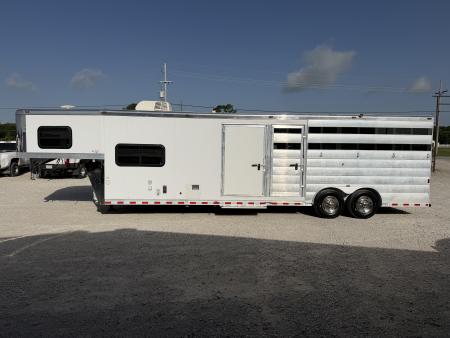 Used 2018 Twister 14' Stock Combo Living Quarters Stock Combo Trailer