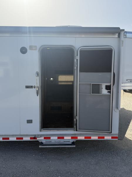 Used 2018 Twister 14' Stock Combo Living Quarters Stock Combo Trailer