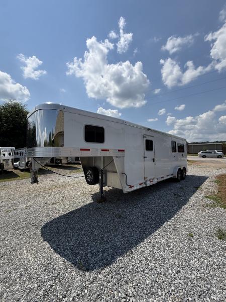 Consignment 2025 Exiss Trailers 2+1 Gooseneck Horse Trailer