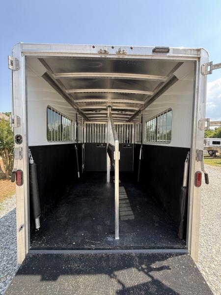 Consignment 2025 Exiss Trailers 2+1 Gooseneck Horse Trailer