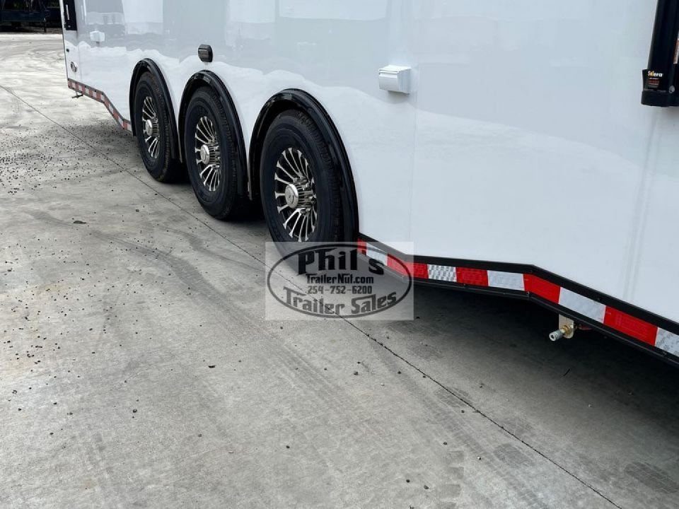 New Haulmark 34' EDGE PRO Car / Racing Trailer AWNING, AIRLINES & TONGUE BOX!