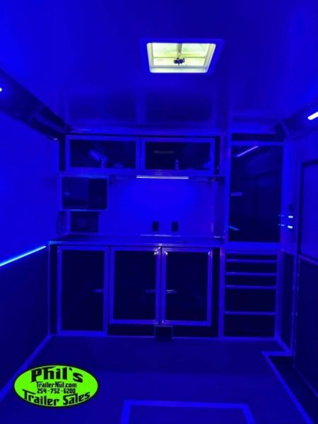 New Haulmark 34' EDGE PRO Car / Racing Trailer AWNING, AIRLINES & TONGUE BOX!