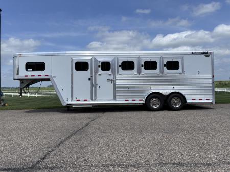 Used 2009 Cimarron Trailers 4H GN Horse Trailer