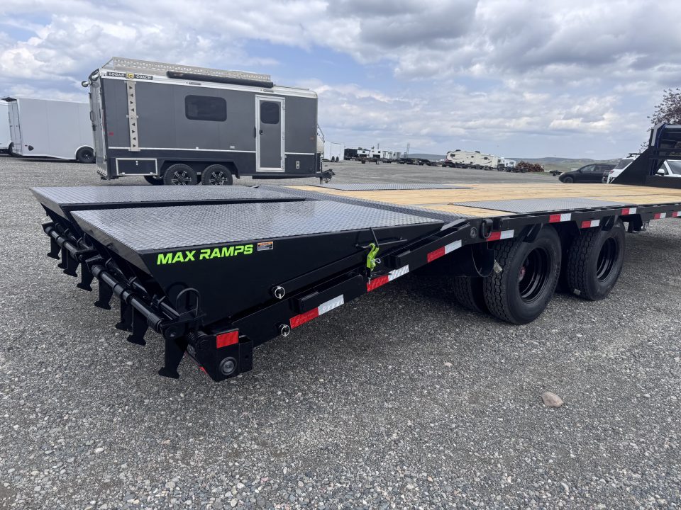 New 2026 Load Trail 32' GP GN Flatbed Trailer