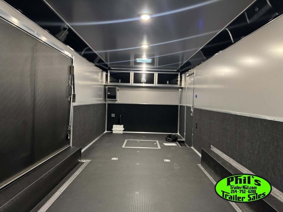 New 2026 Haulmark 8.5X24 EDGE RACE TRAILER FULL ESCAPE DOOR WITH REMOVABLE FENDER Car / Racing Trailer