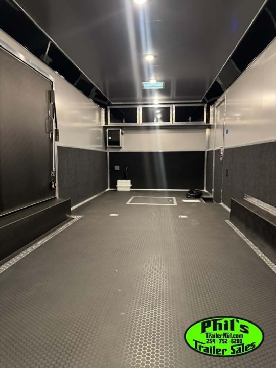 New 2026 Haulmark 8.5X24 EDGE RACE TRAILER FULL ESCAPE DOOR WITH REMOVABLE FENDER Car / Racing Trailer
