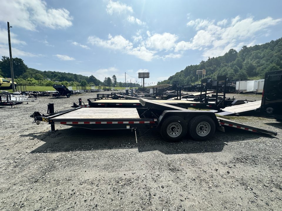 Used 2025 Kaufman Trailers USED 2025 Tilt Trailer
