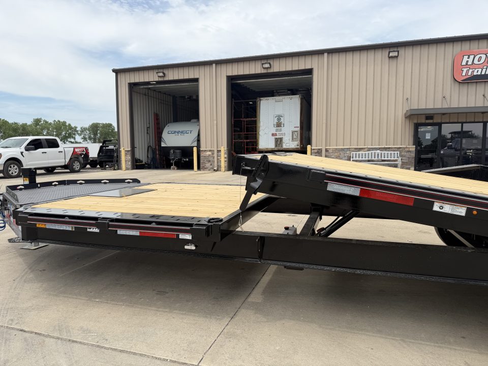 New 2026 Diamond C Trailers HXD207 102 X 24 Tilt Trailer