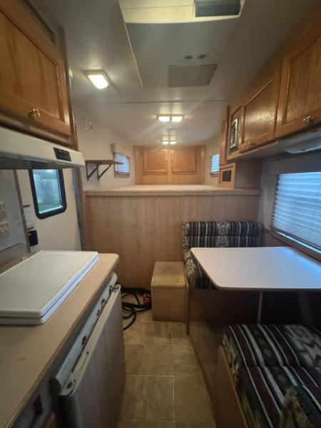 Used 2004 Exiss Trailers 3H 9' LQ Horse Trailers