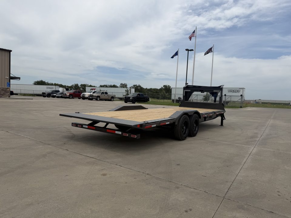 New 2026 Diamond C Trailers HXD208 102 X 24 Gooseneck Tilt Trailer