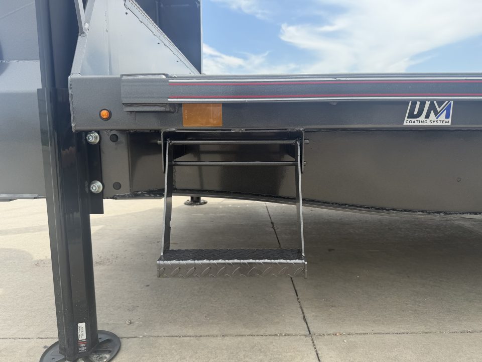 New 2026 Diamond C Trailers HXD208 102 X 24 Gooseneck Tilt Trailer