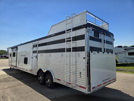 New 2027 Bison Trailers Trail Hand Horse Trailer