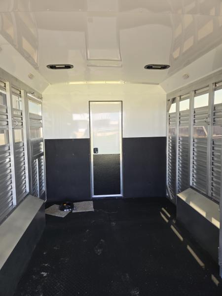 New 2027 Bison Trailers Trail Hand Horse Trailer
