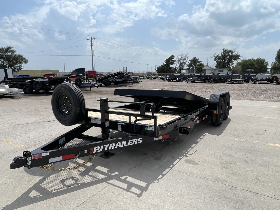 New 2027 PJ T6202 Tilt Trailer for Sale in Kansas | 20' x 83" 14K GVWR Hydraulic Tilt Equipment Trailer