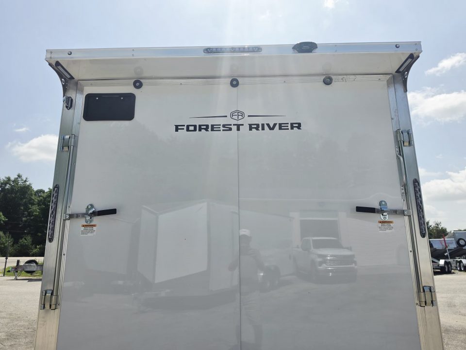 New 8 X 24 CAR HAULER ENCLOSED 2027 LIGHTNING ALL ALUMINUM 5200# AXLES