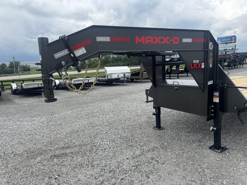 New 2027 MAXX-D LKX 102"x30" Dual Tandem Gooseneck Equipment Trailer