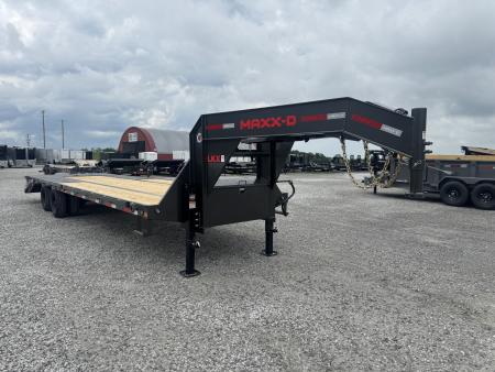 New 2027 MAXX-D LKX 102 x30  Dual Tandem Gooseneck Equipment Trailer