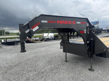 New 2027 MAXX-D YDK 32' Hydraulic Dovetail Gooseneck Equipment Trailer