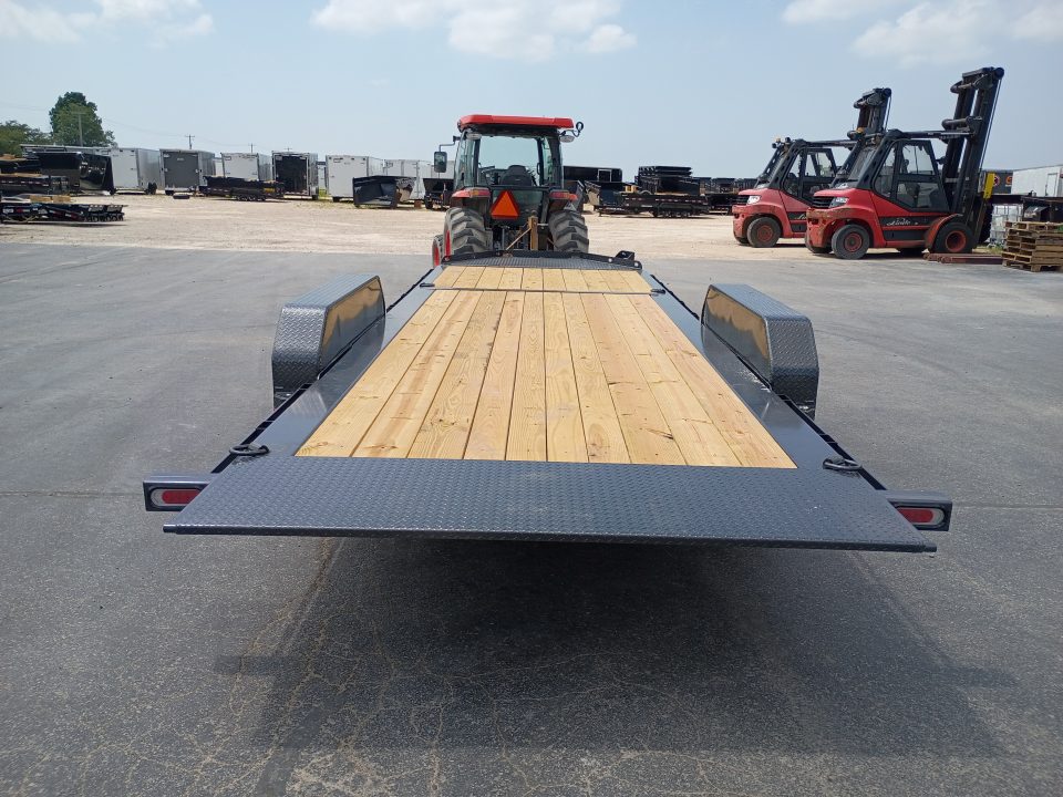 New 2026 Diamond C Trailers HDT207 22X82