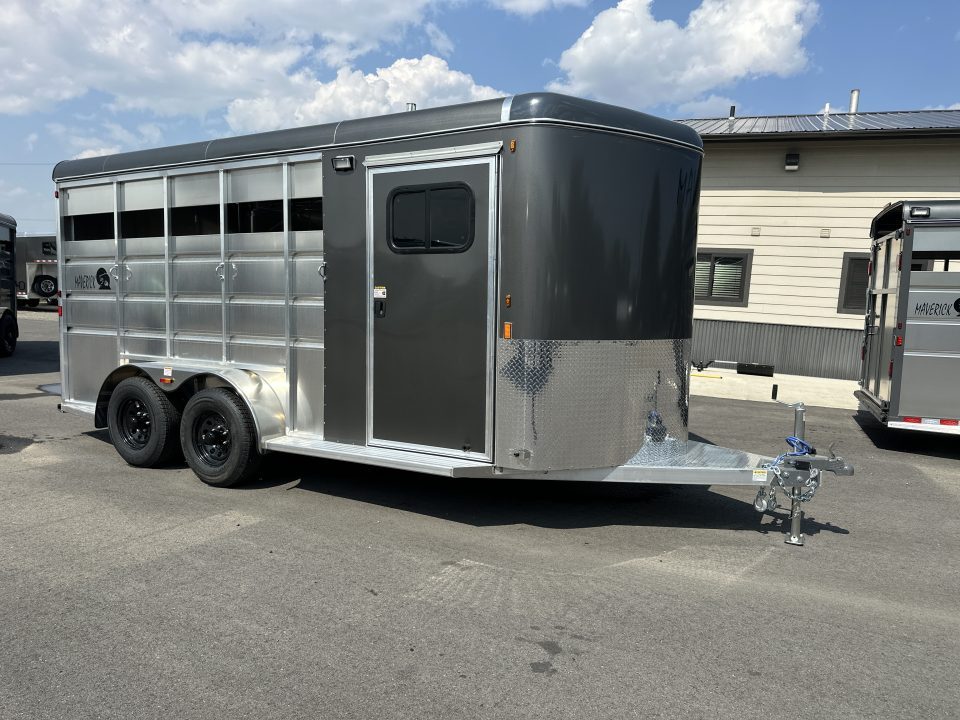New 2027 Maverick Lite 3 Horse High Side Bumper Pull