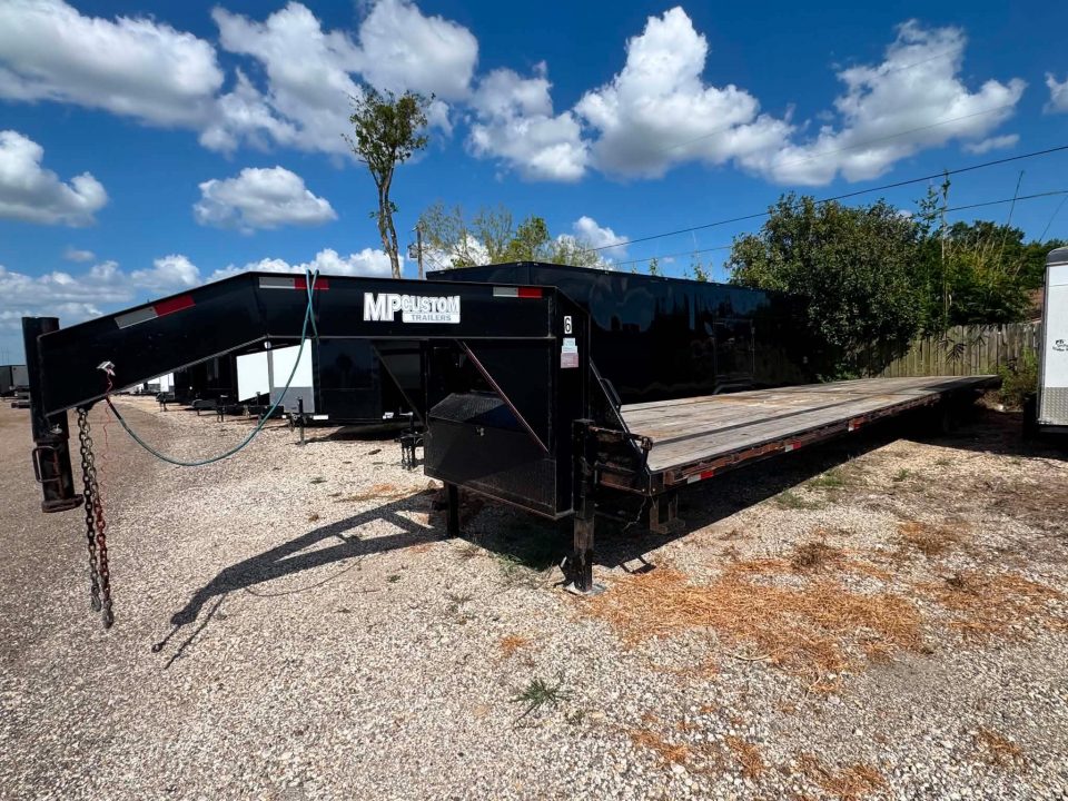 Used USED 2024 MP Custom Trailers 102X40 GOOSENECK DECK OVER Equipment Trailer