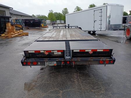 Used 2021 PJ Trailers F8 Equipment Trailer