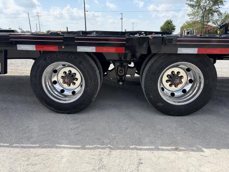 New 2026 Diamond C Trailers FMAX212L35X102HDT (102" X 35') 25.9K (Pacesetter Ed.) Hydraulic Dovetail Flatbed Trailer
