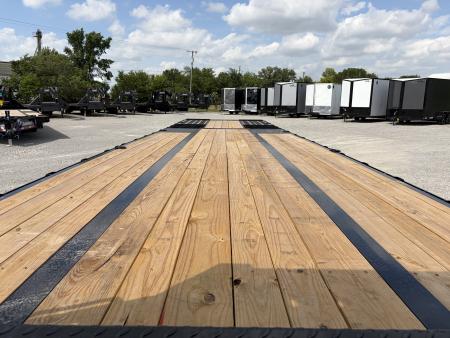New 2026 Diamond C Trailers FMAX212L35X102HDT (102" X 35') 25.9K (Pacesetter Ed.) Hydraulic Dovetail Flatbed Trailer
