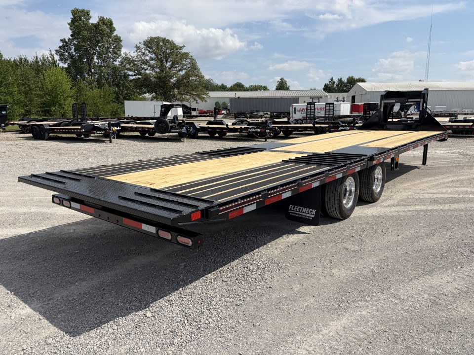 New 2026 Diamond C Trailers FMAX210L32X102HDT (32' X 102") 25K Hydraulic Dove Tail Flatbed Trailer