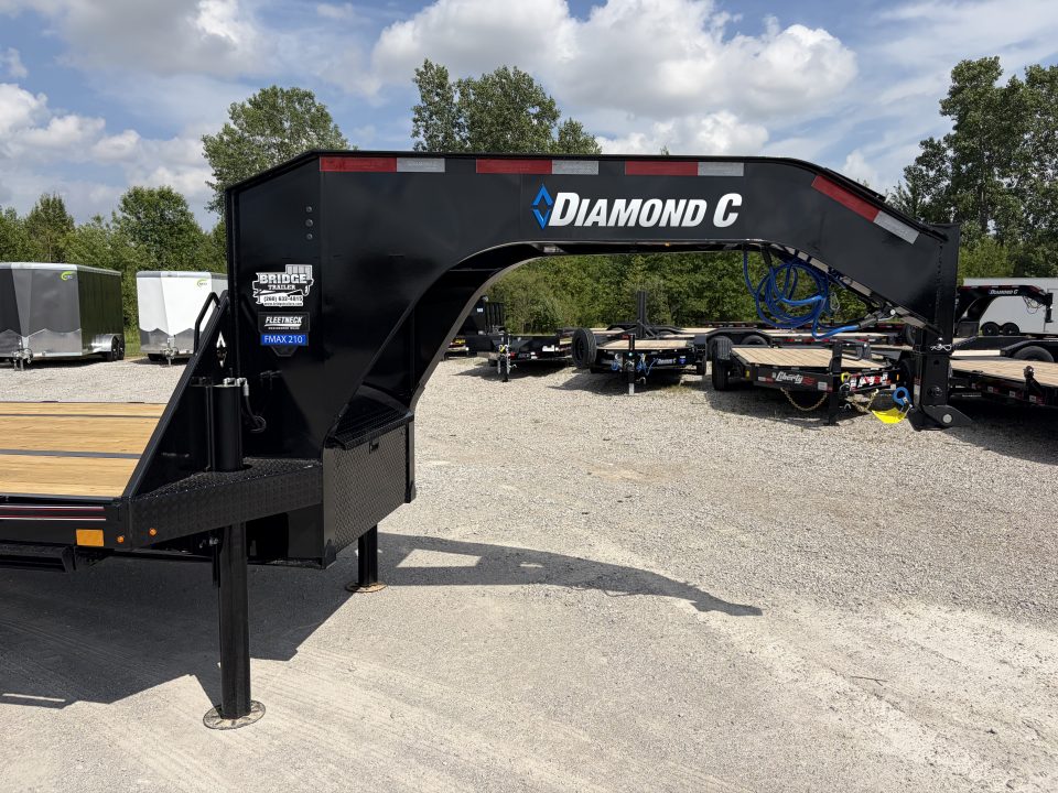 New 2026 Diamond C Trailers FMAX210L32X102HDT (32' X 102") 25K Hydraulic Dove Tail Flatbed Trailer